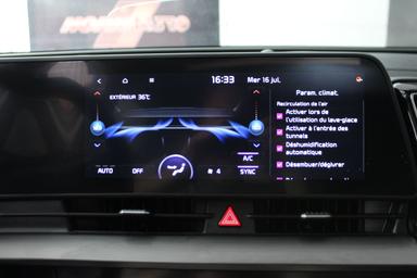 Kia Sportage 2023 - Thumbnail 19