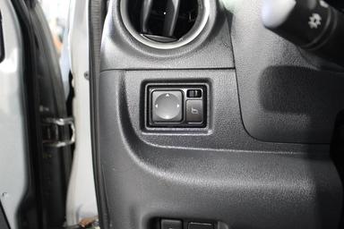 Nissan Micra 2015 - Thumbnail 12