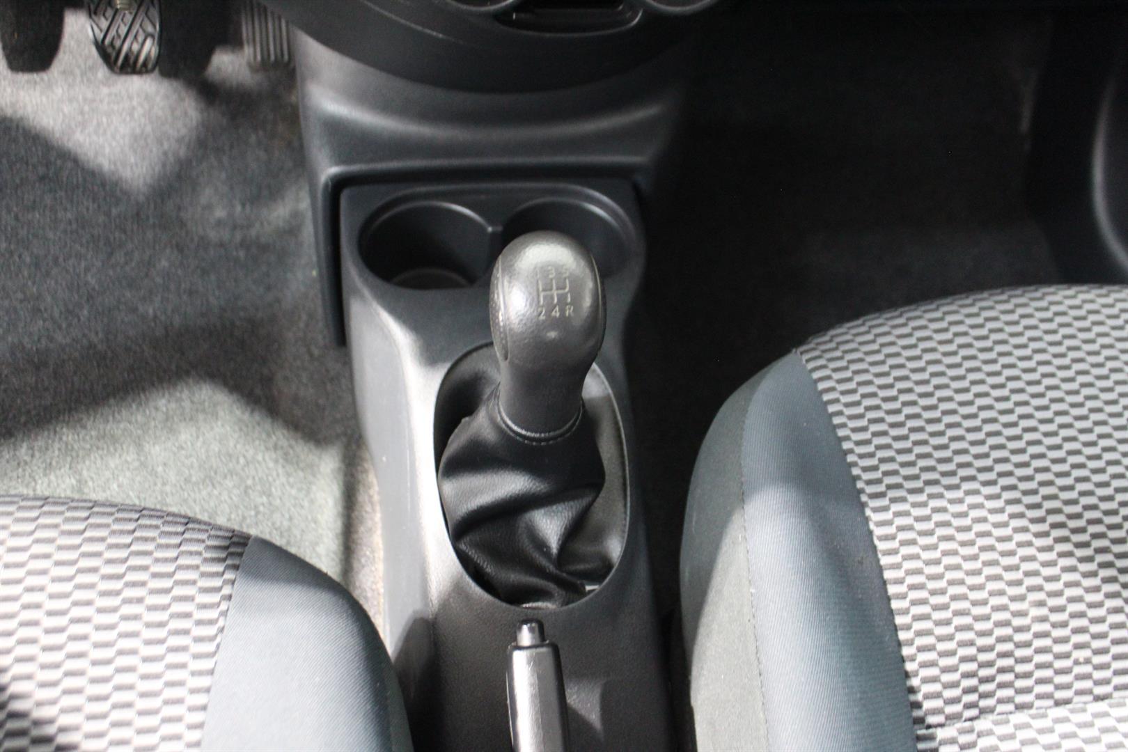 Nissan Micra 2015 - Image 21