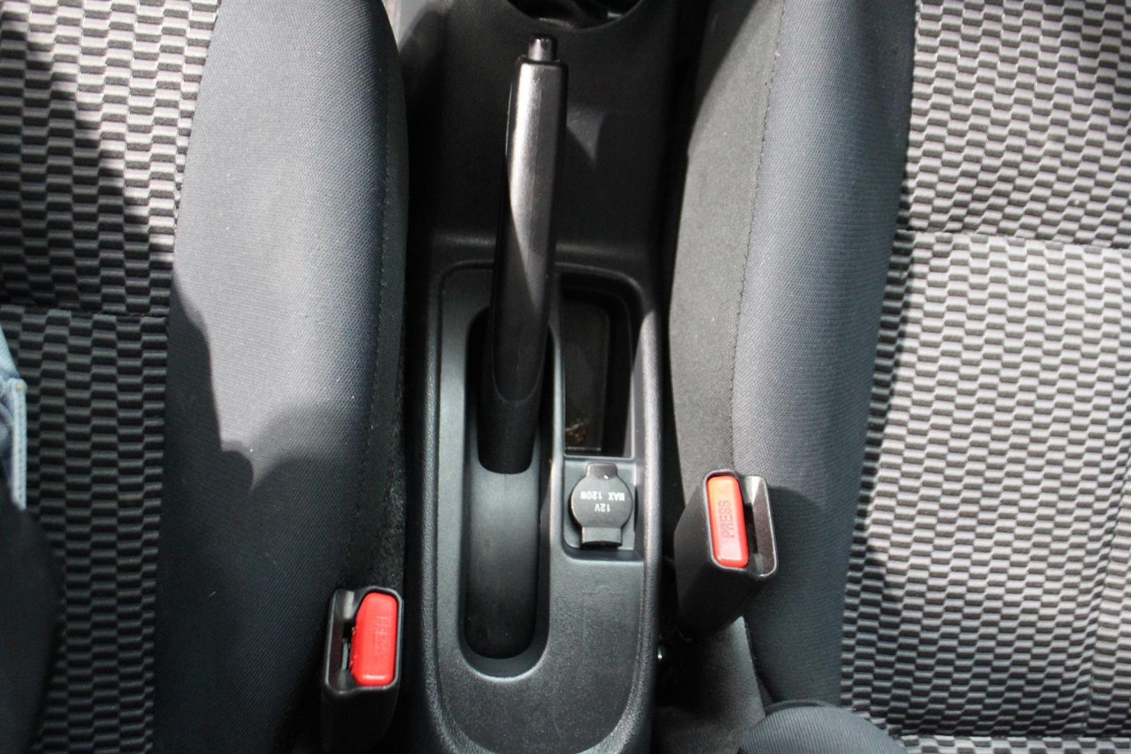 Nissan Micra 2015 - Image 22