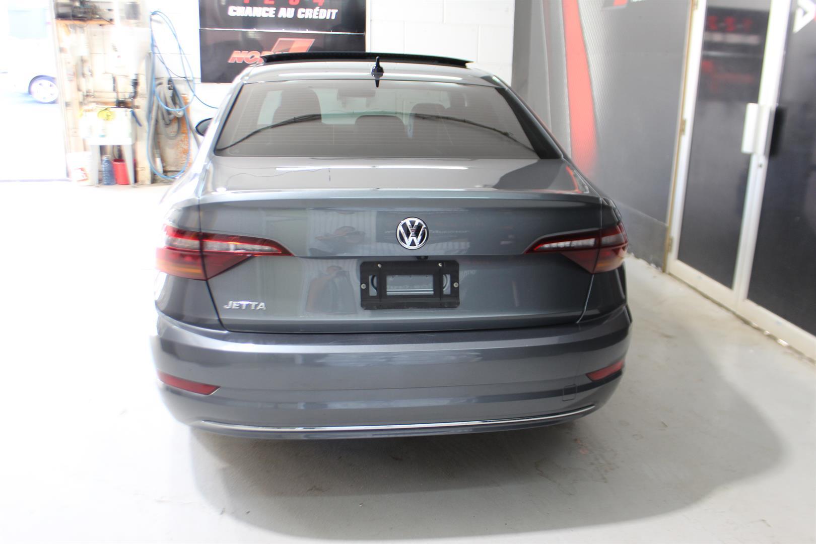 Volkswagen Jetta 2019 - Image 7