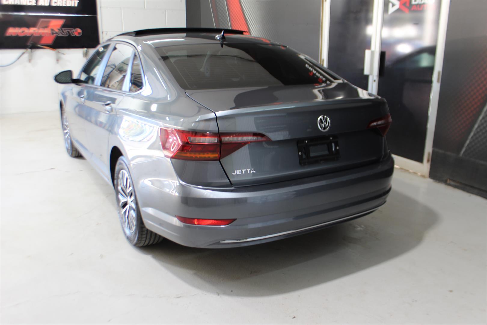 Volkswagen Jetta 2019 - Image 8