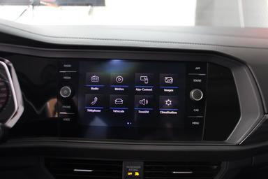 Volkswagen Jetta 2019 - Thumbnail 19