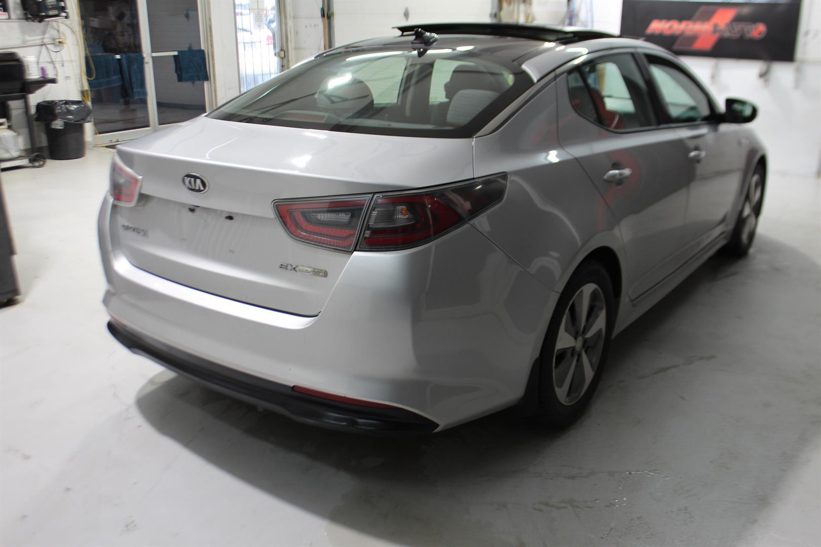 Kia Optima Hybride 2015 - Image 6