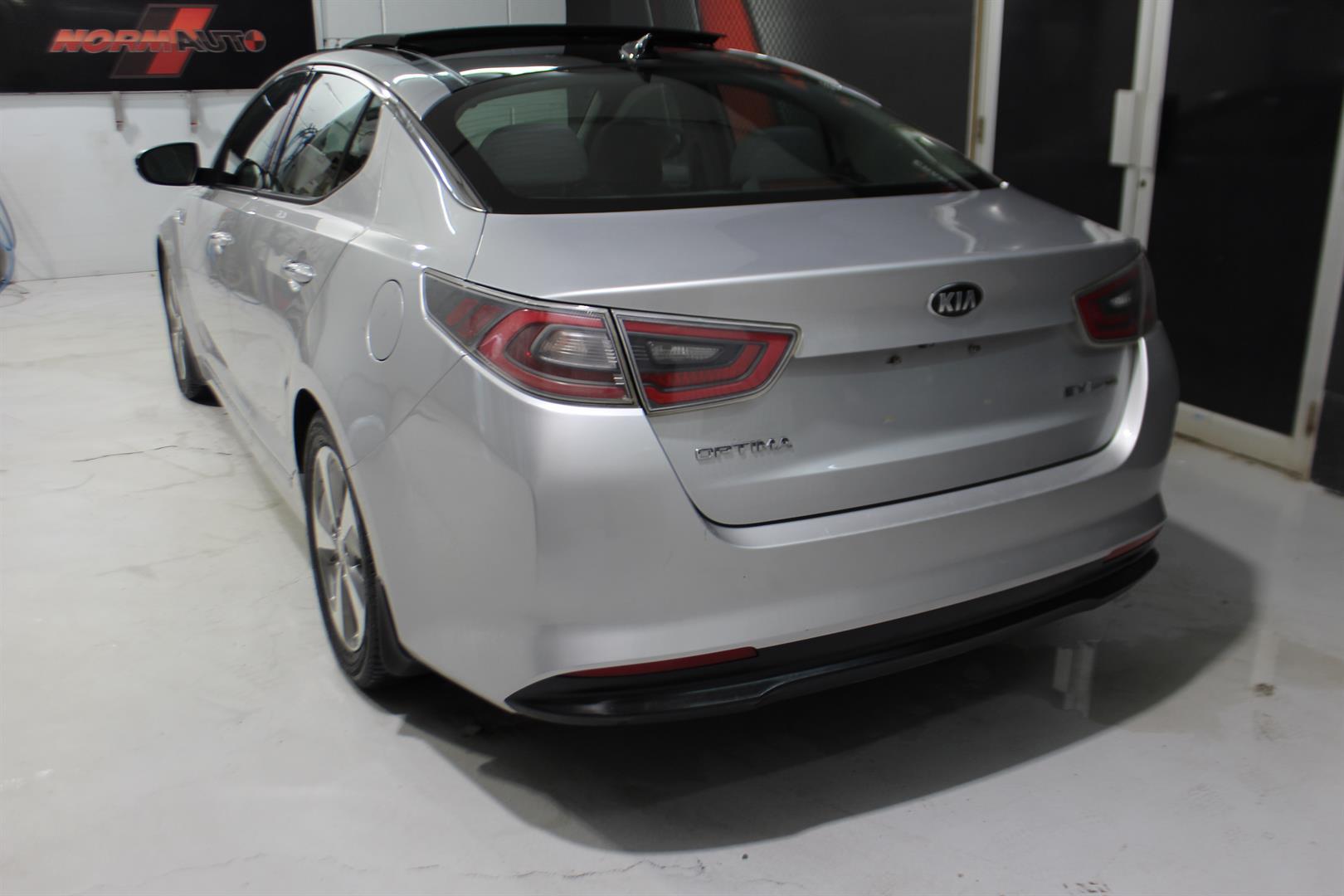 Kia Optima Hybride 2015 - Image 8