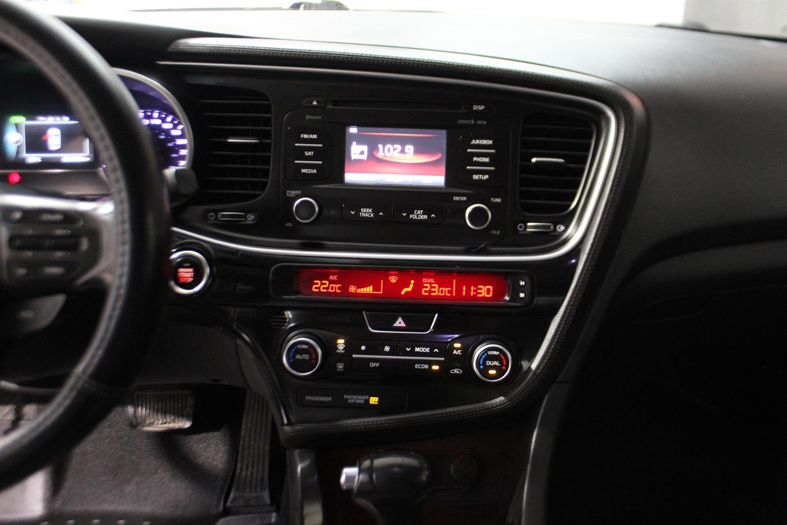 Kia Optima Hybride 2015 - Image 21