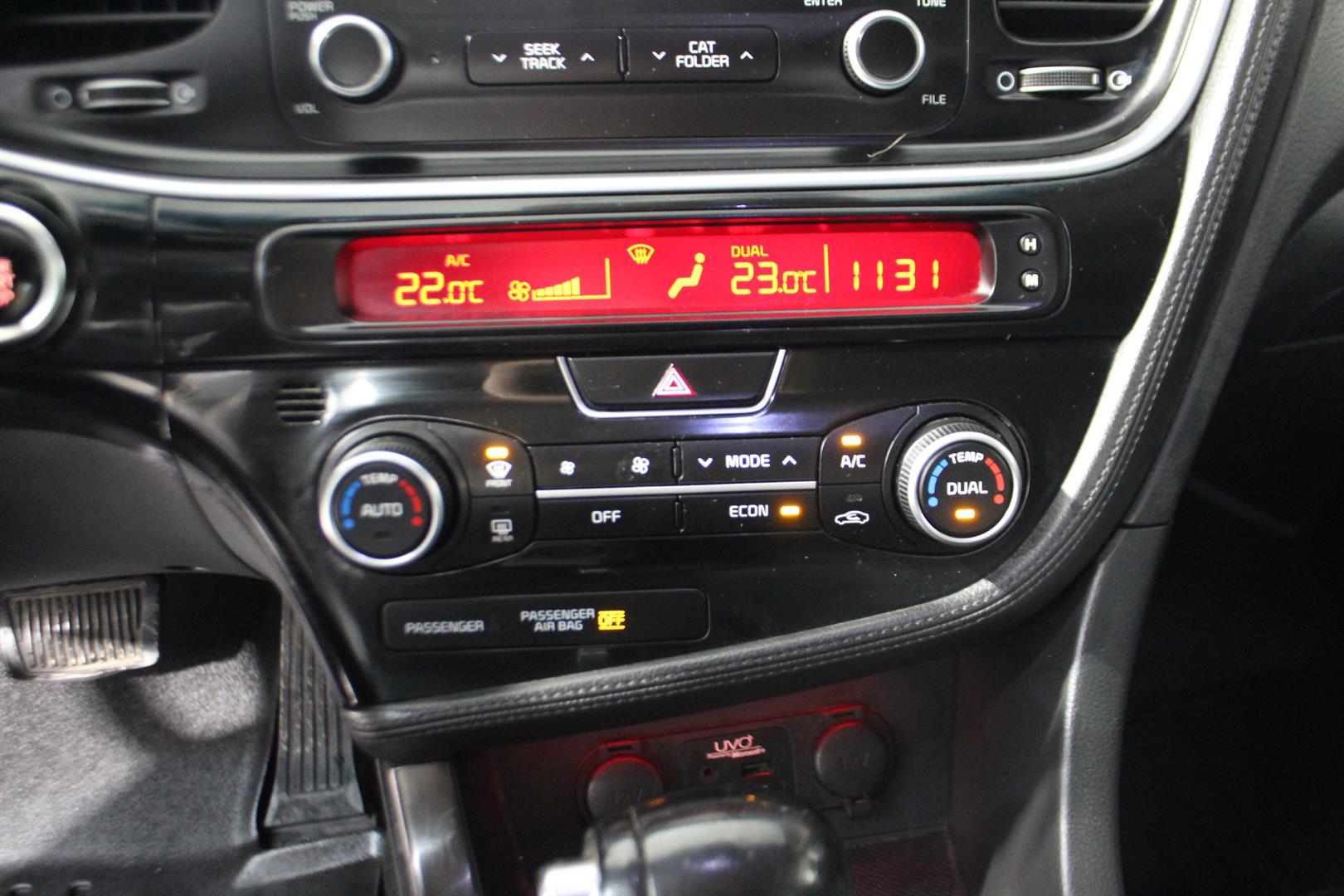 Kia Optima Hybride 2015 - Image 24