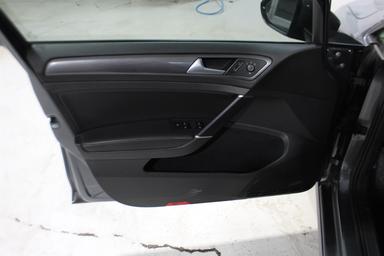 Volkswagen Golf 2021 - Thumbnail 10