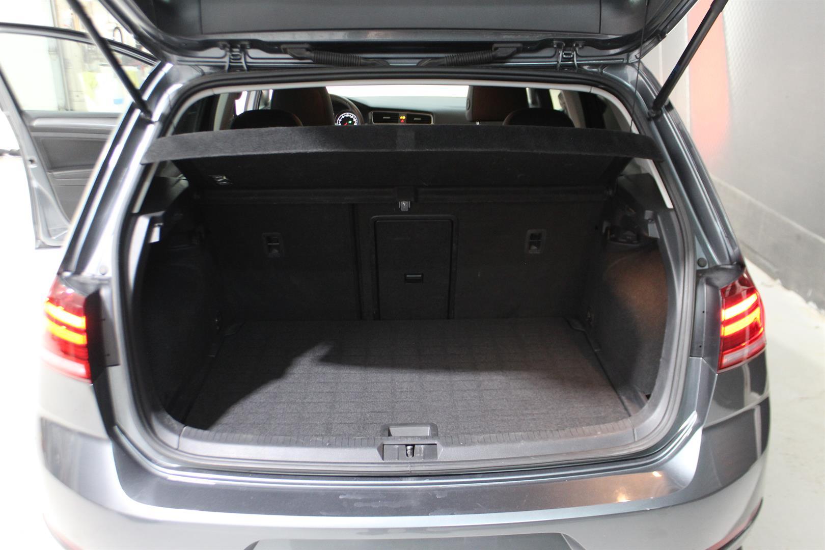 Volkswagen Golf 2021 - Image 27