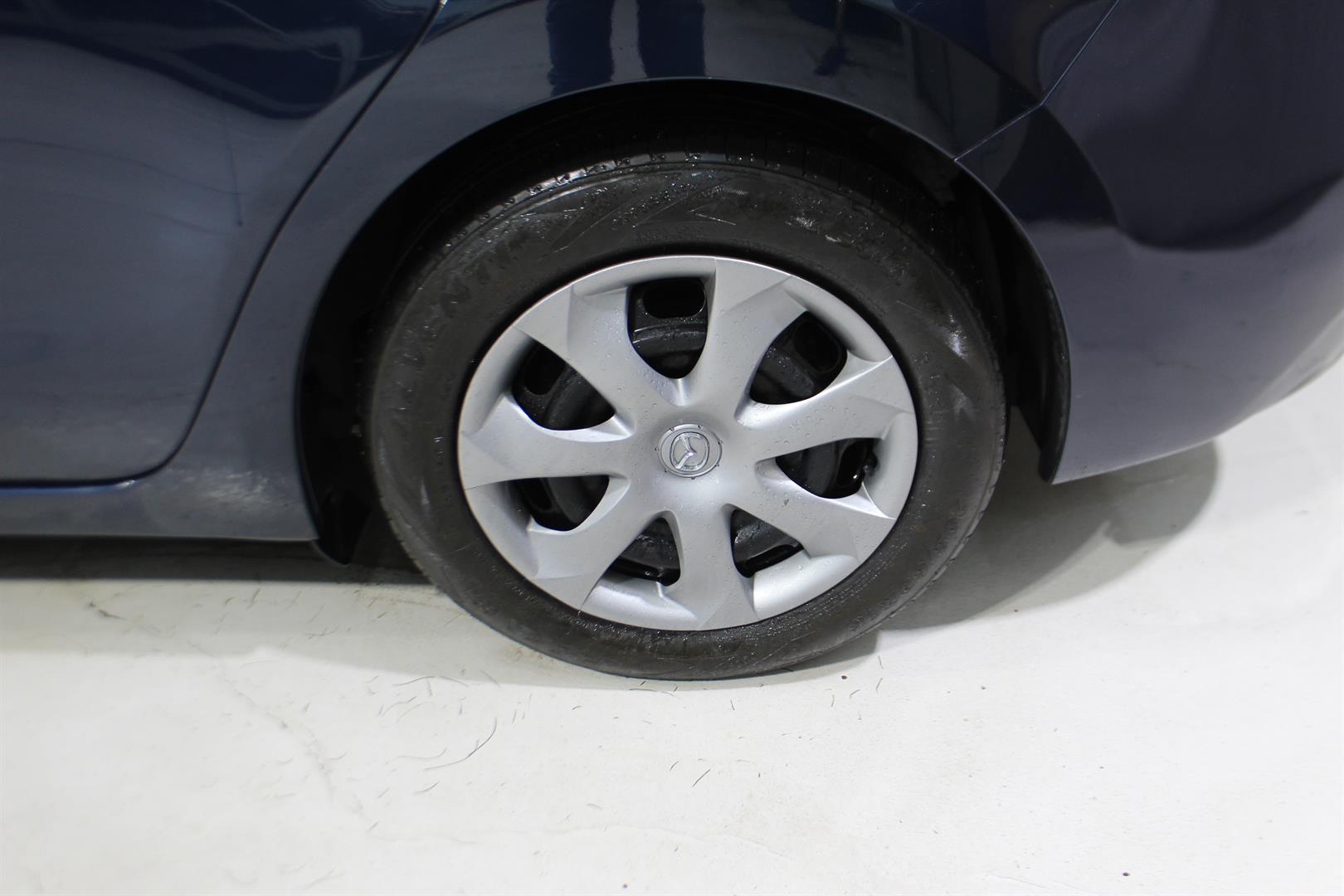 Mazda Mazda3 2018 - Image 8