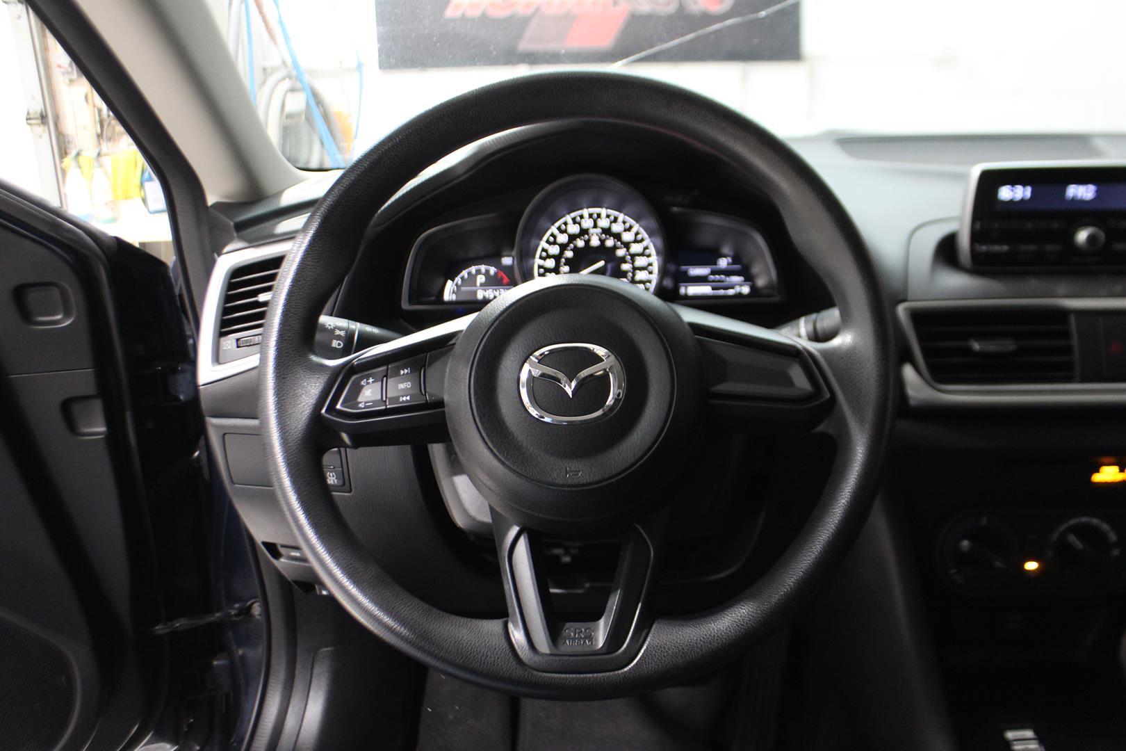 Mazda Mazda3 2018 - Image 12