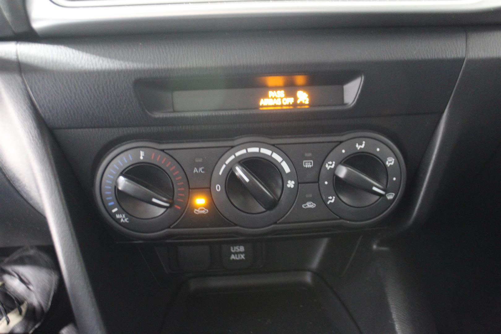 Mazda Mazda3 2018 - Image 17