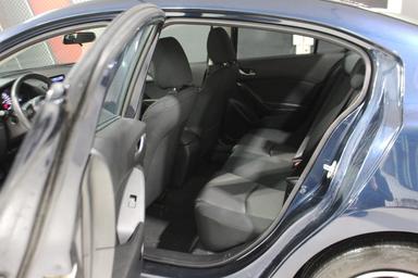 Mazda Mazda3 2018 - Thumbnail 20
