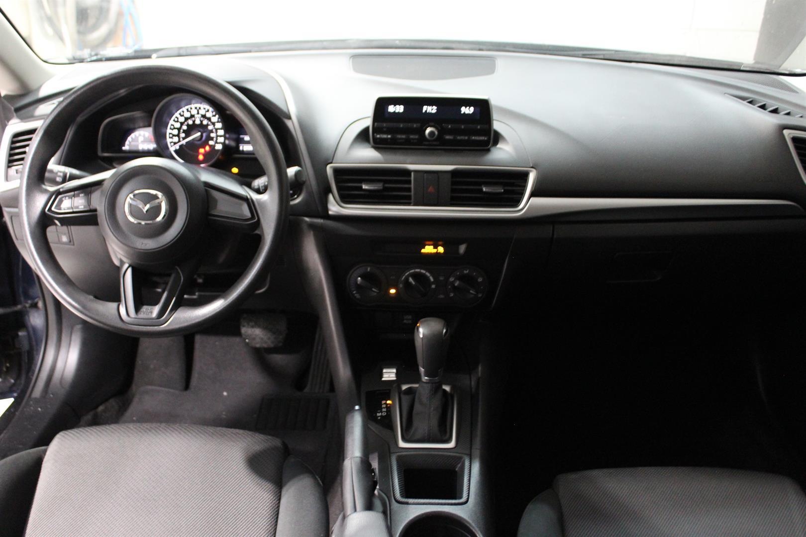 Mazda Mazda3 2018 - Image 11