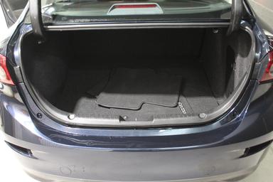 Mazda Mazda3 2018 - Thumbnail 21