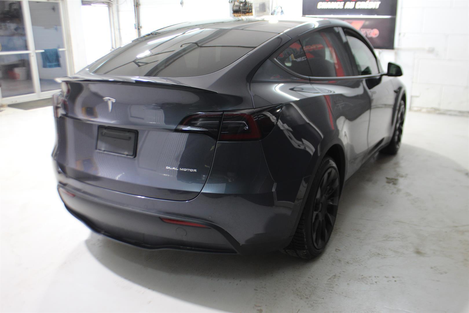 Tesla Model Y 2021 - Image 5