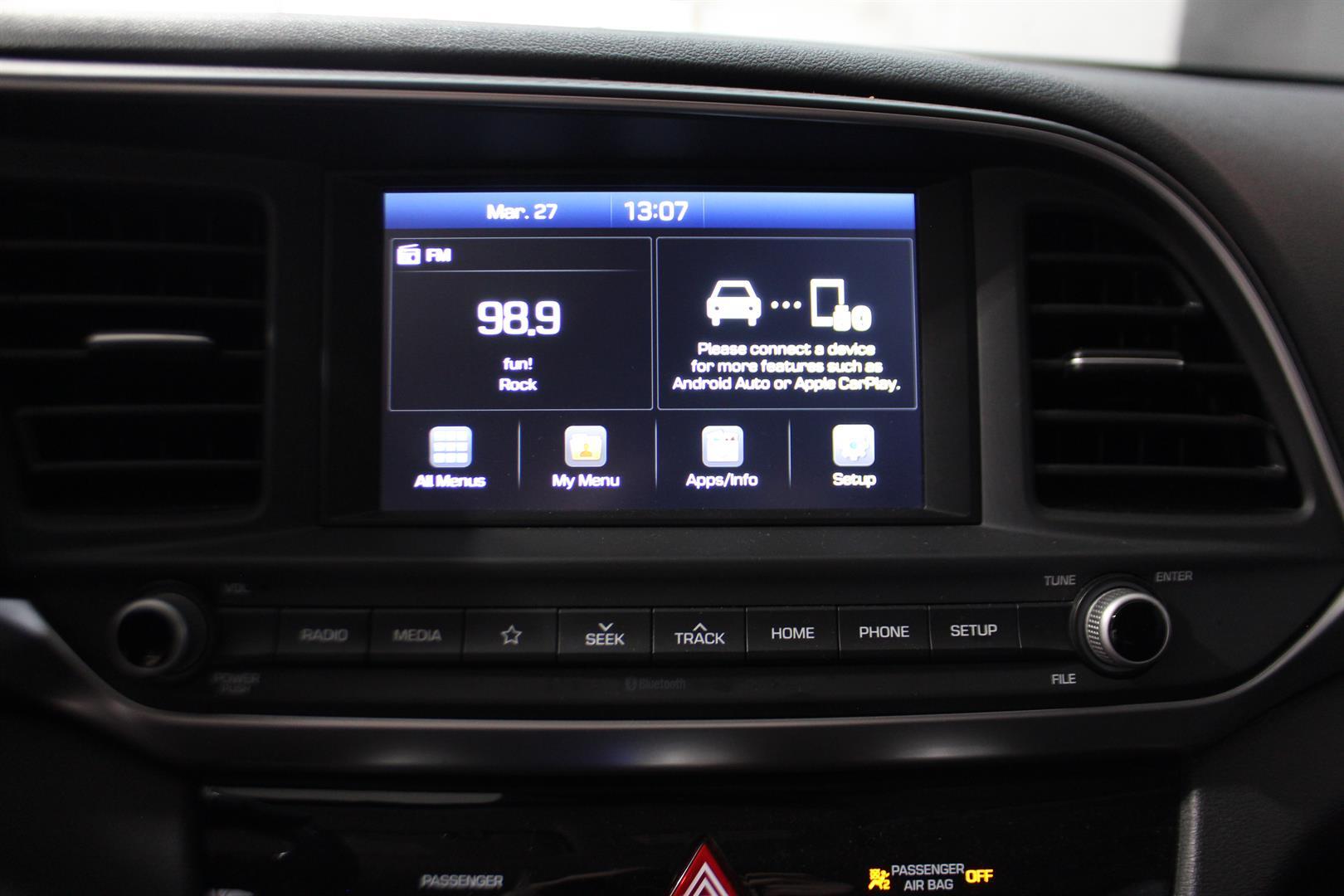 Hyundai Elantra 2019 - Image 18