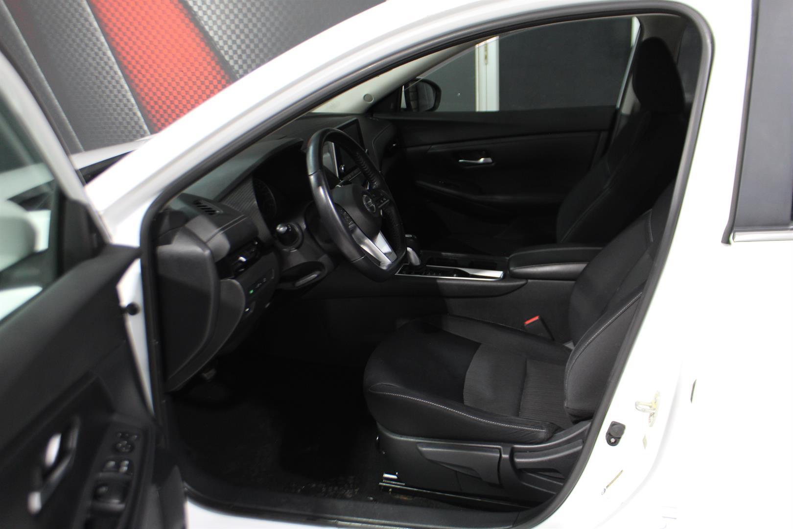 Nissan Sentra 2020 - Image 11