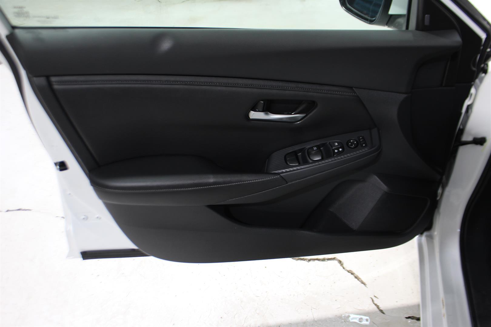 Nissan Sentra 2020 - Image 10