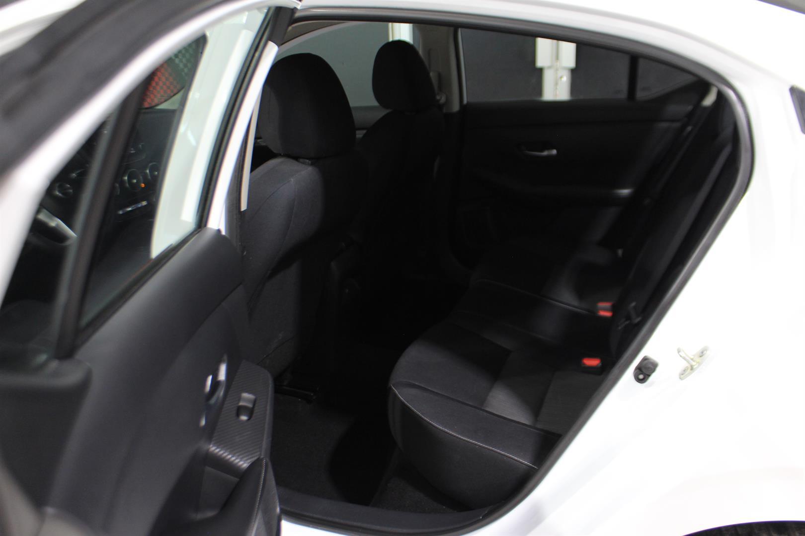 Nissan Sentra 2020 - Image 23