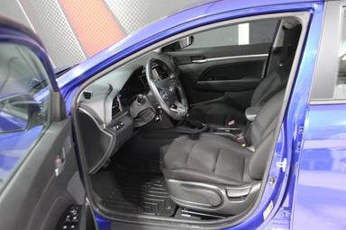 Hyundai Elantra 2020 - Thumbnail 11