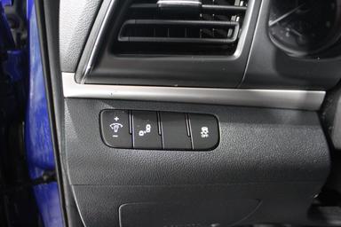 Hyundai Elantra 2020 - Thumbnail 12