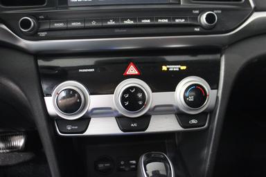 Hyundai Elantra 2020 - Thumbnail 21