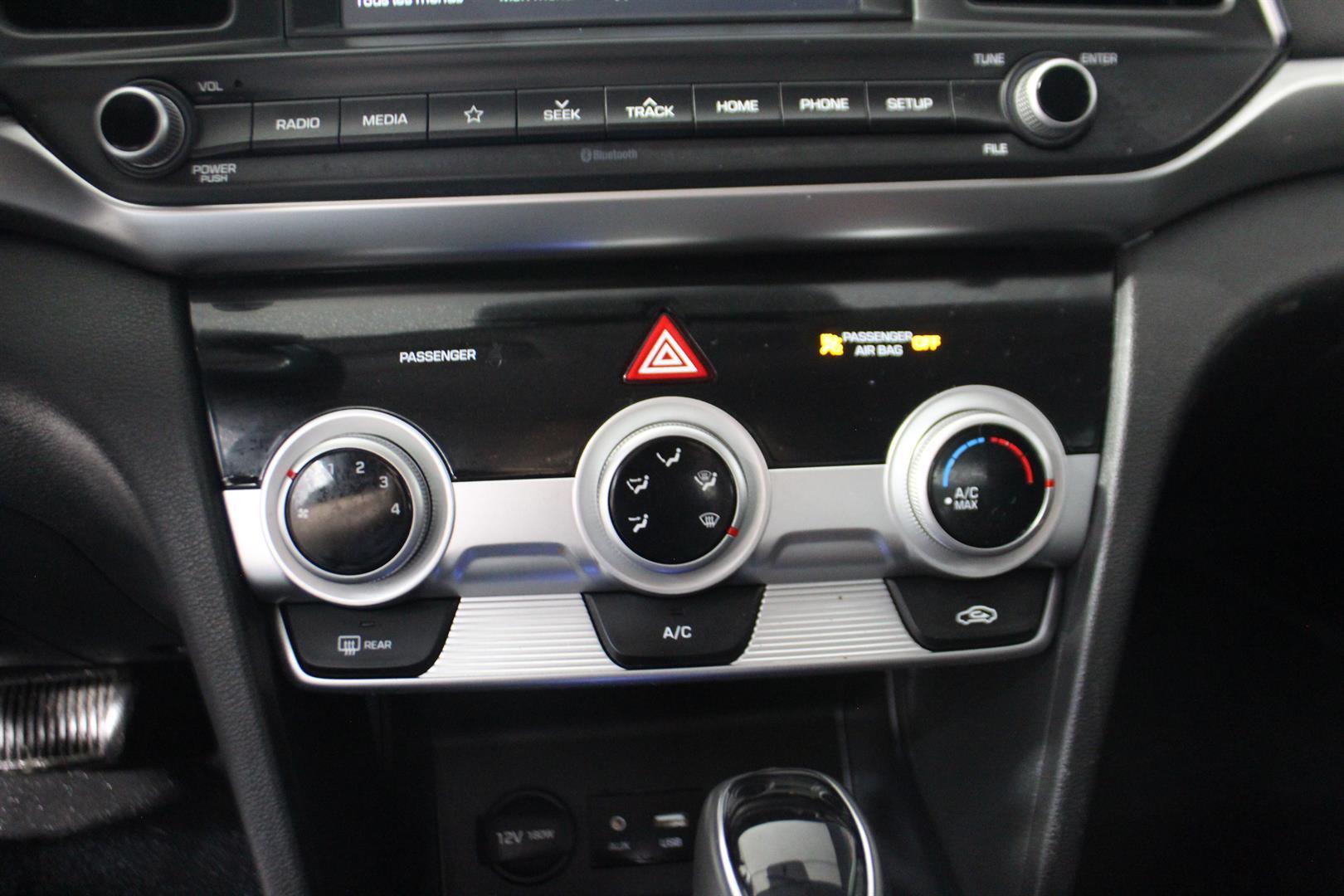 Hyundai Elantra 2020 - Image 21