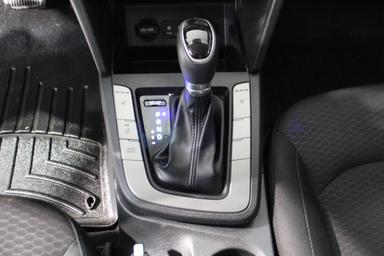 Hyundai Elantra 2020 - Thumbnail 23