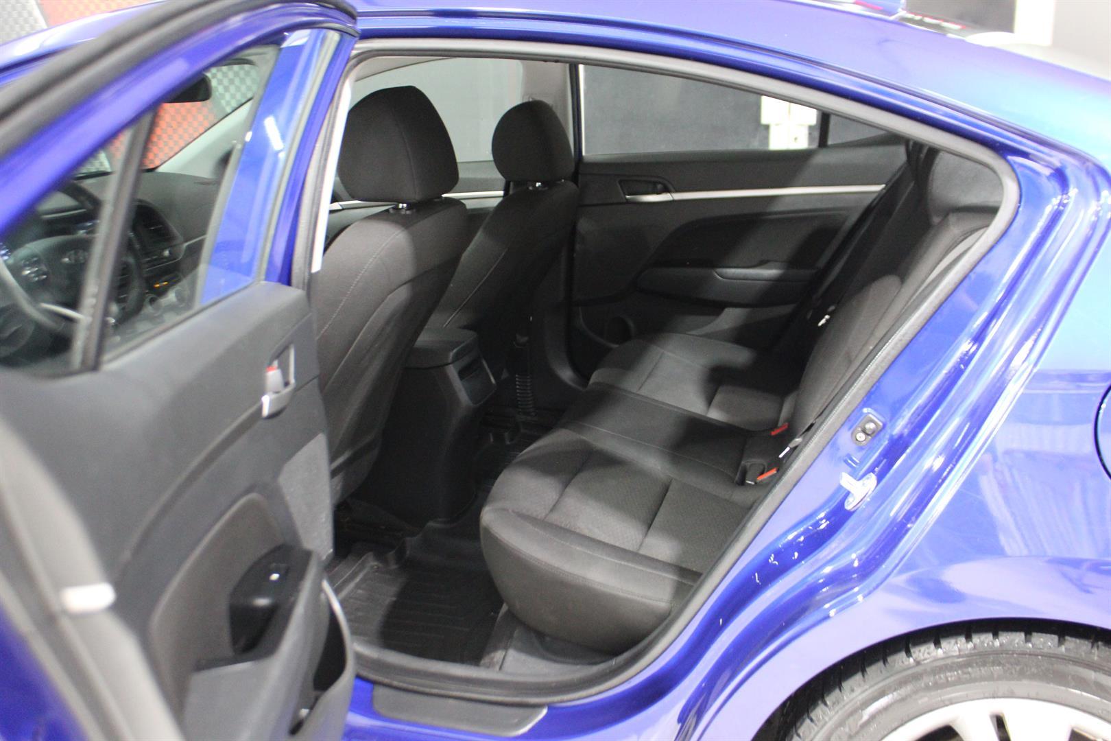 Hyundai Elantra 2020 - Image 25