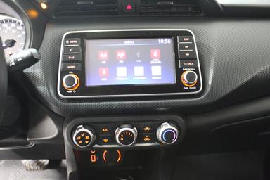 Nissan Kicks 2021 - Thumbnail 18