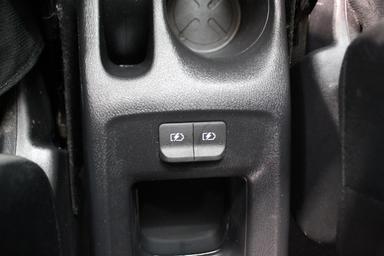 Nissan Kicks 2021 - Thumbnail 24