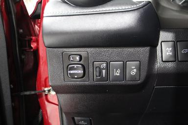 Toyota RAV4 2018 - Thumbnail 13