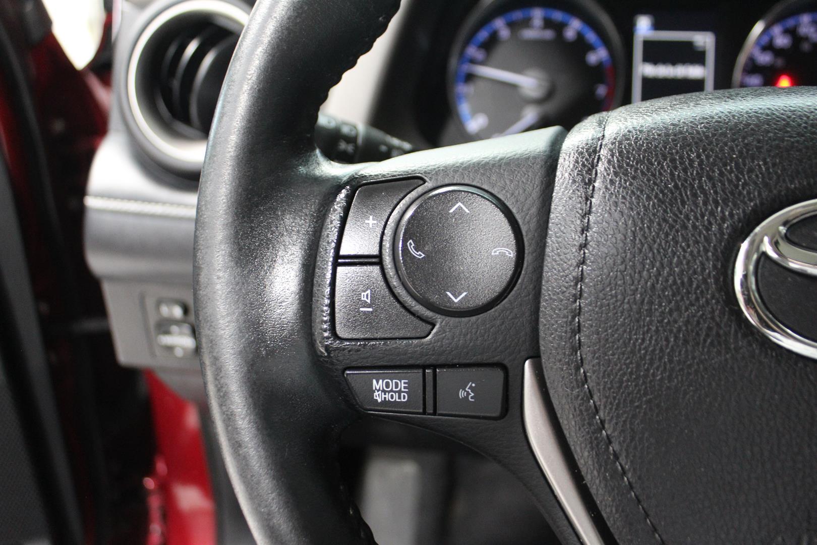 Toyota RAV4 2018 - Image 17