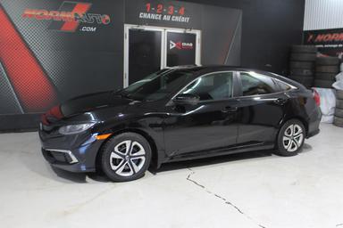 Honda Civic Sedan 2019 - Thumbnail 2