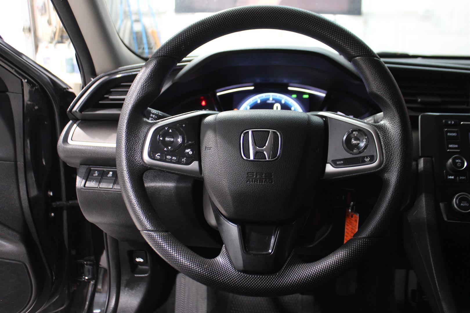 Honda Civic Sedan 2019 - Image 14