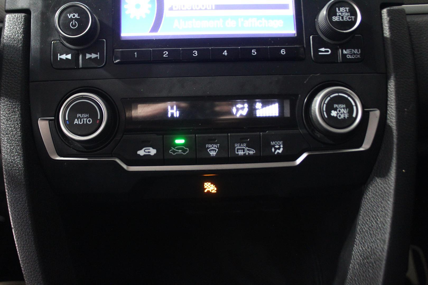 Honda Civic Sedan 2019 - Image 23