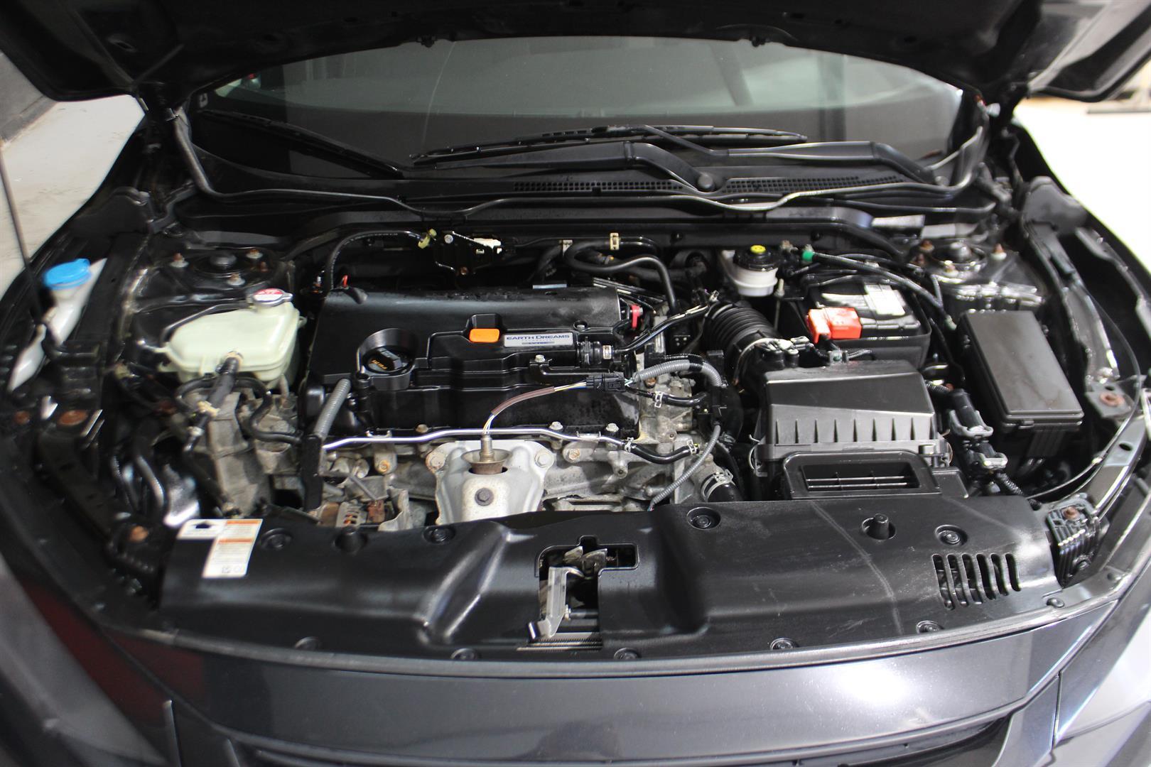 Honda Civic Sedan 2019 - Image 27