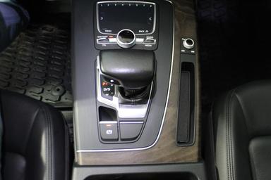 Audi Q5 2018 - Thumbnail 25