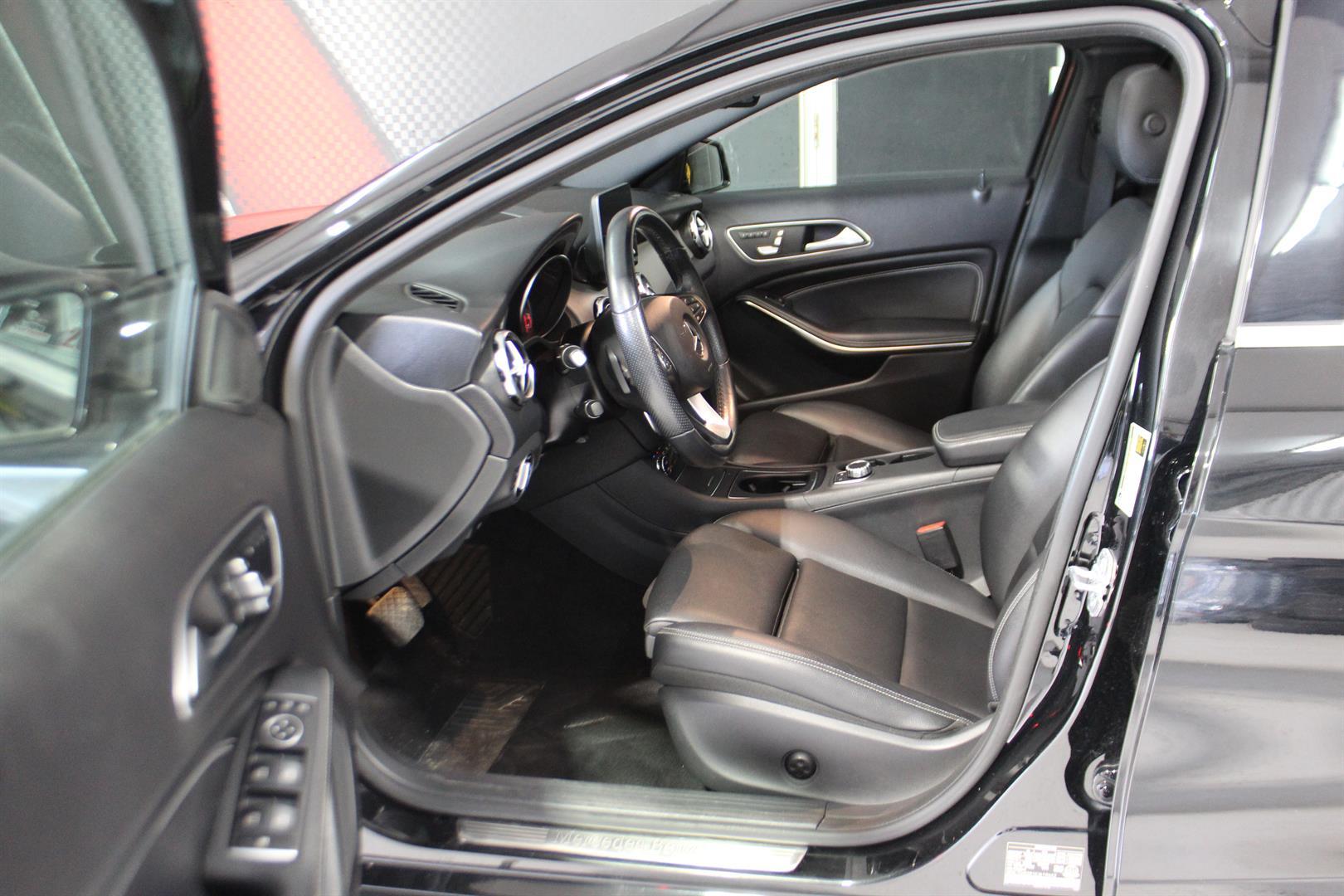 Mercedes-benz GLA 2019 - Image 11