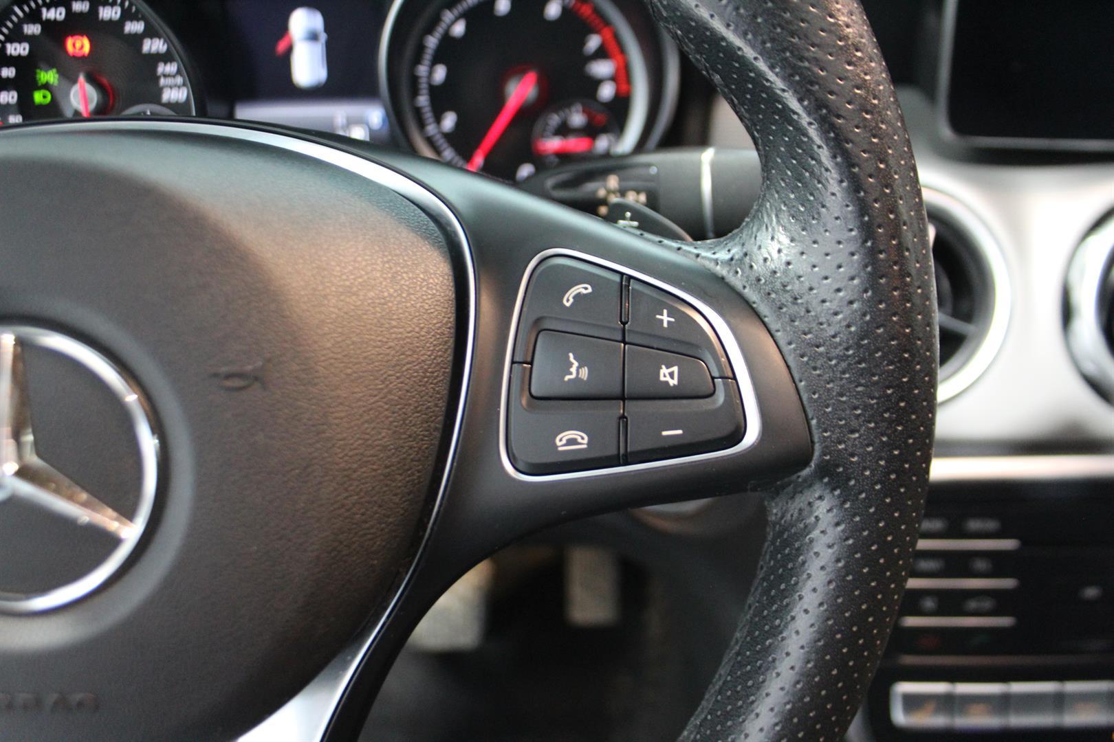 Mercedes-benz GLA 2019 - Image 17