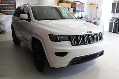 Jeep Grand Cherokee 2019 - Thumbnail 4