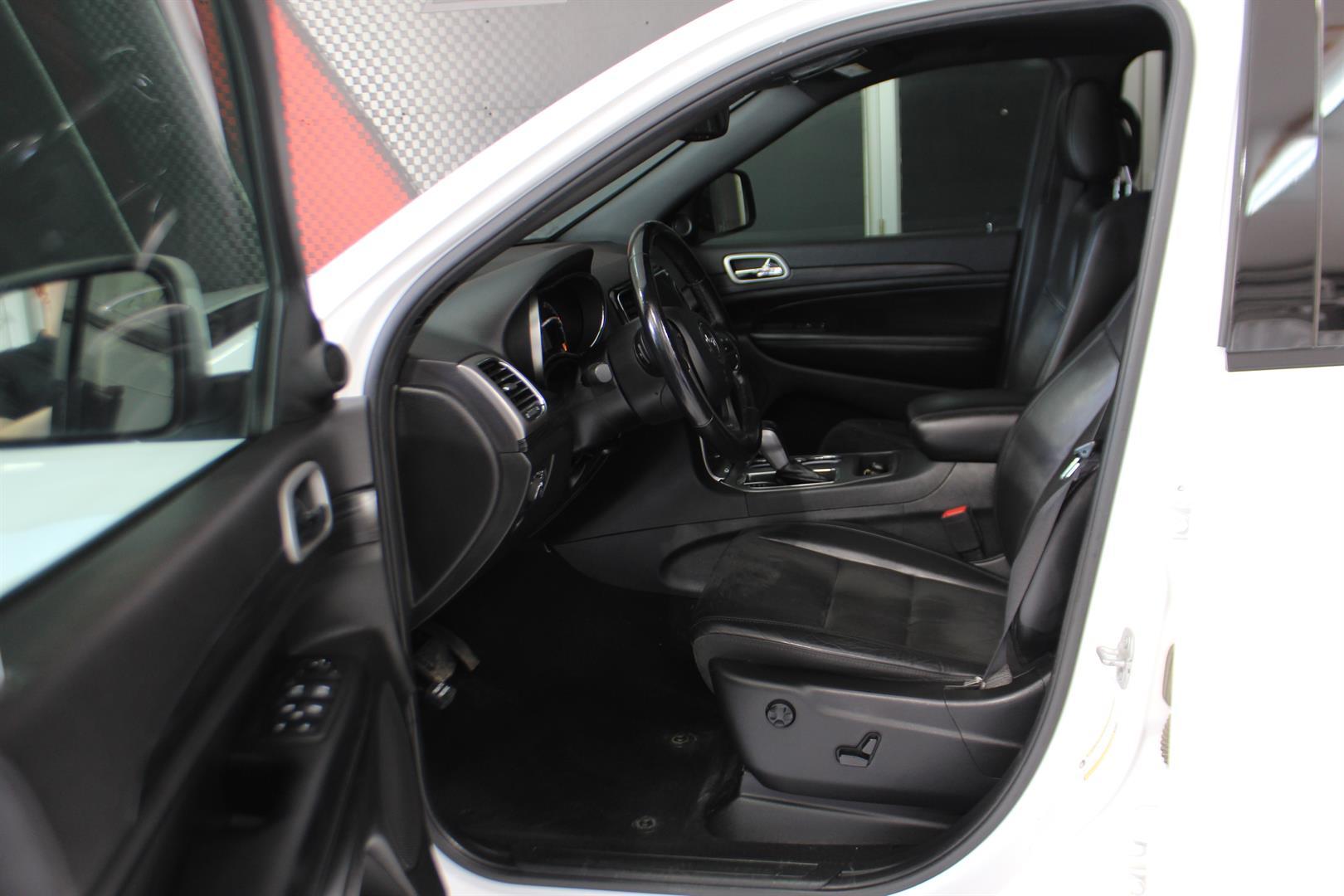 Jeep Grand Cherokee 2019 - Image 10