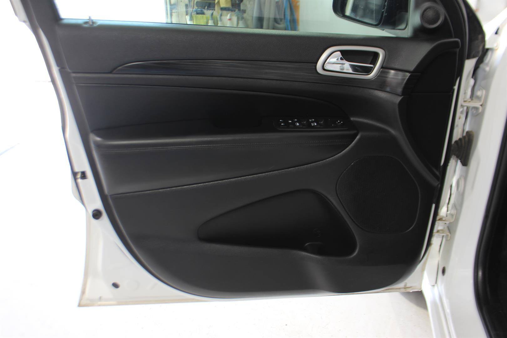 Jeep Grand Cherokee 2019 - Image 9