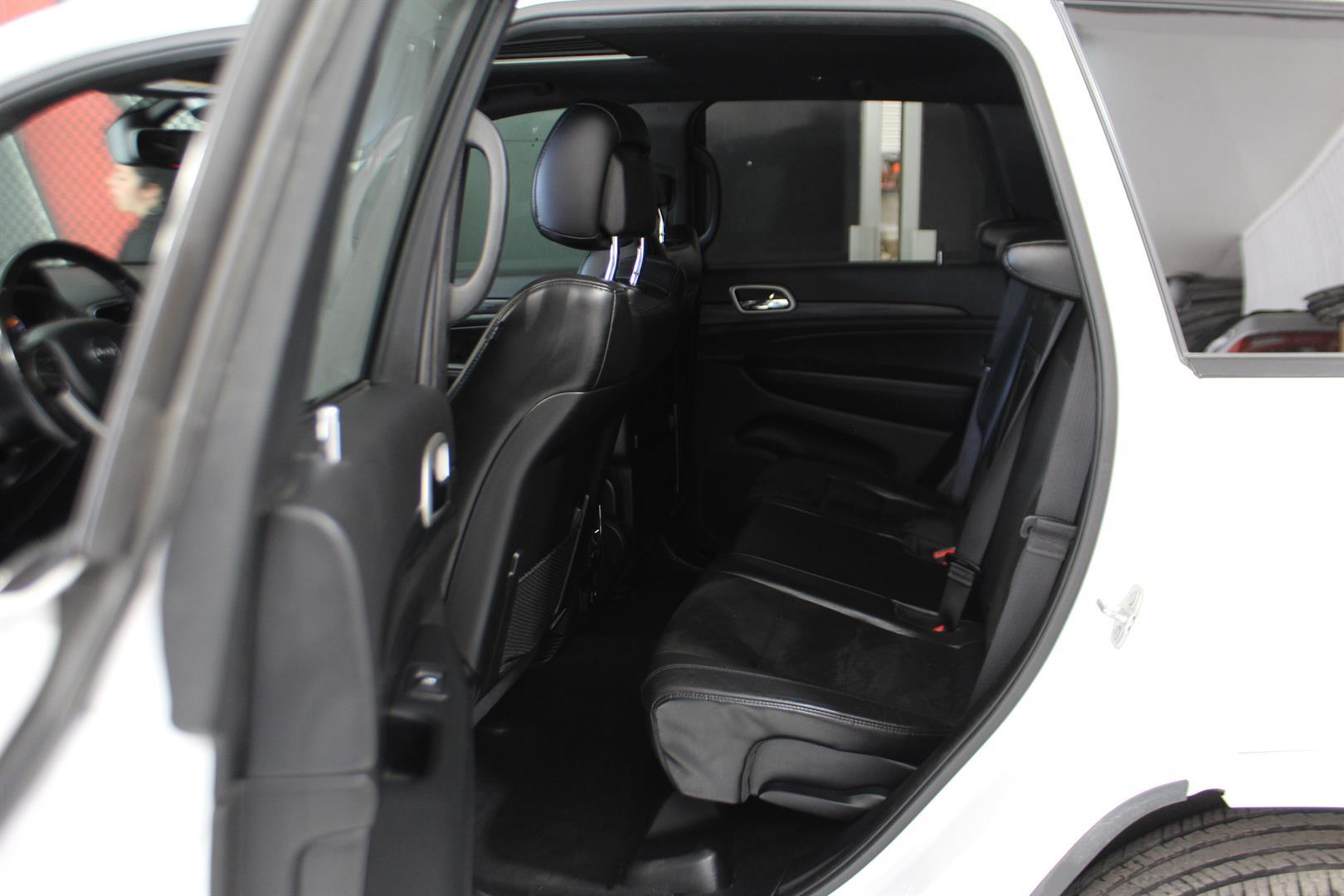 Jeep Grand Cherokee 2019 - Image 26