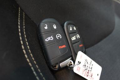 Jeep Cherokee 2016 - Thumbnail 27