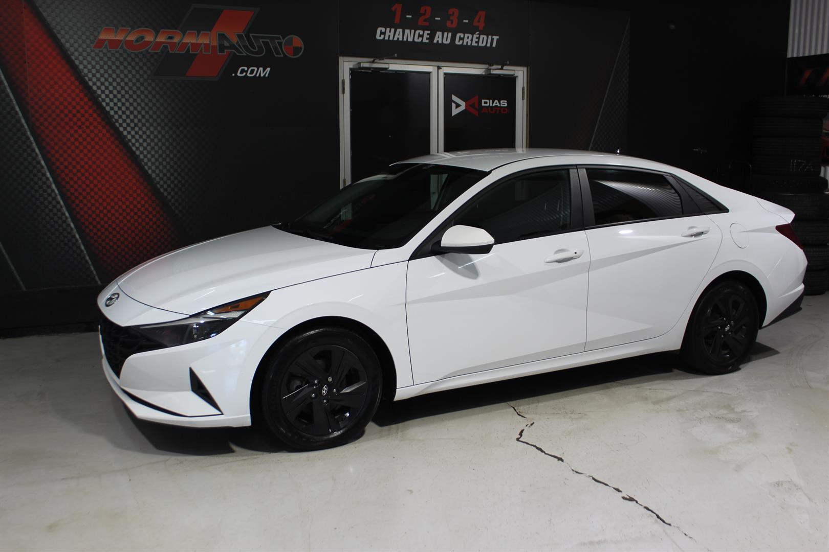 Hyundai Elantra 2021 - Image 2