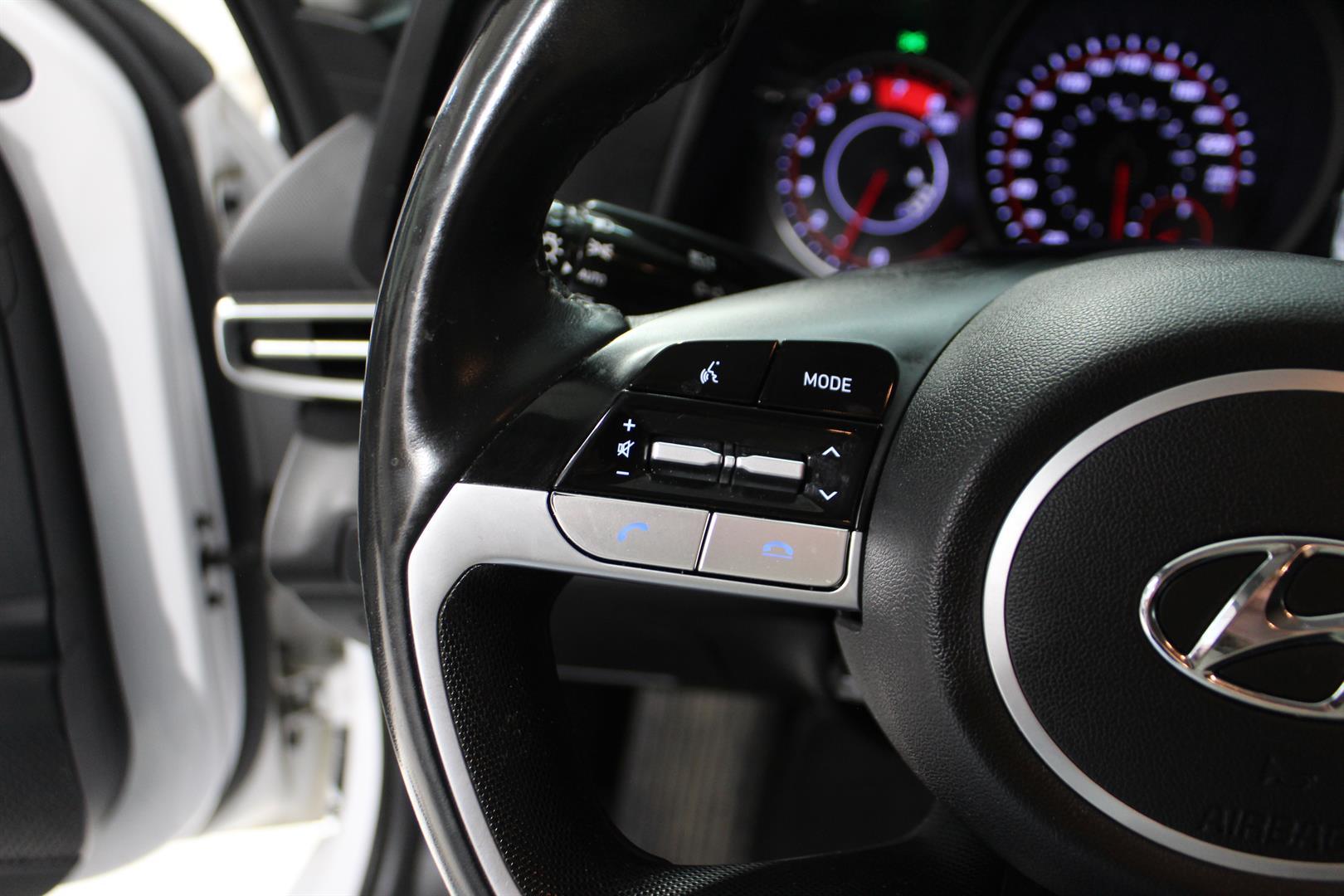 Hyundai Elantra 2021 - Image 13