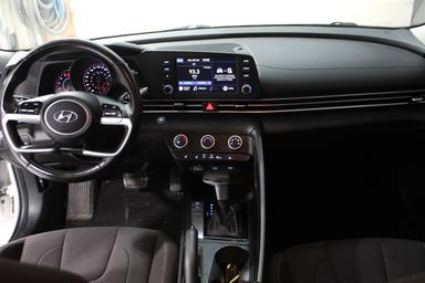 Hyundai Elantra 2021 - Thumbnail 11