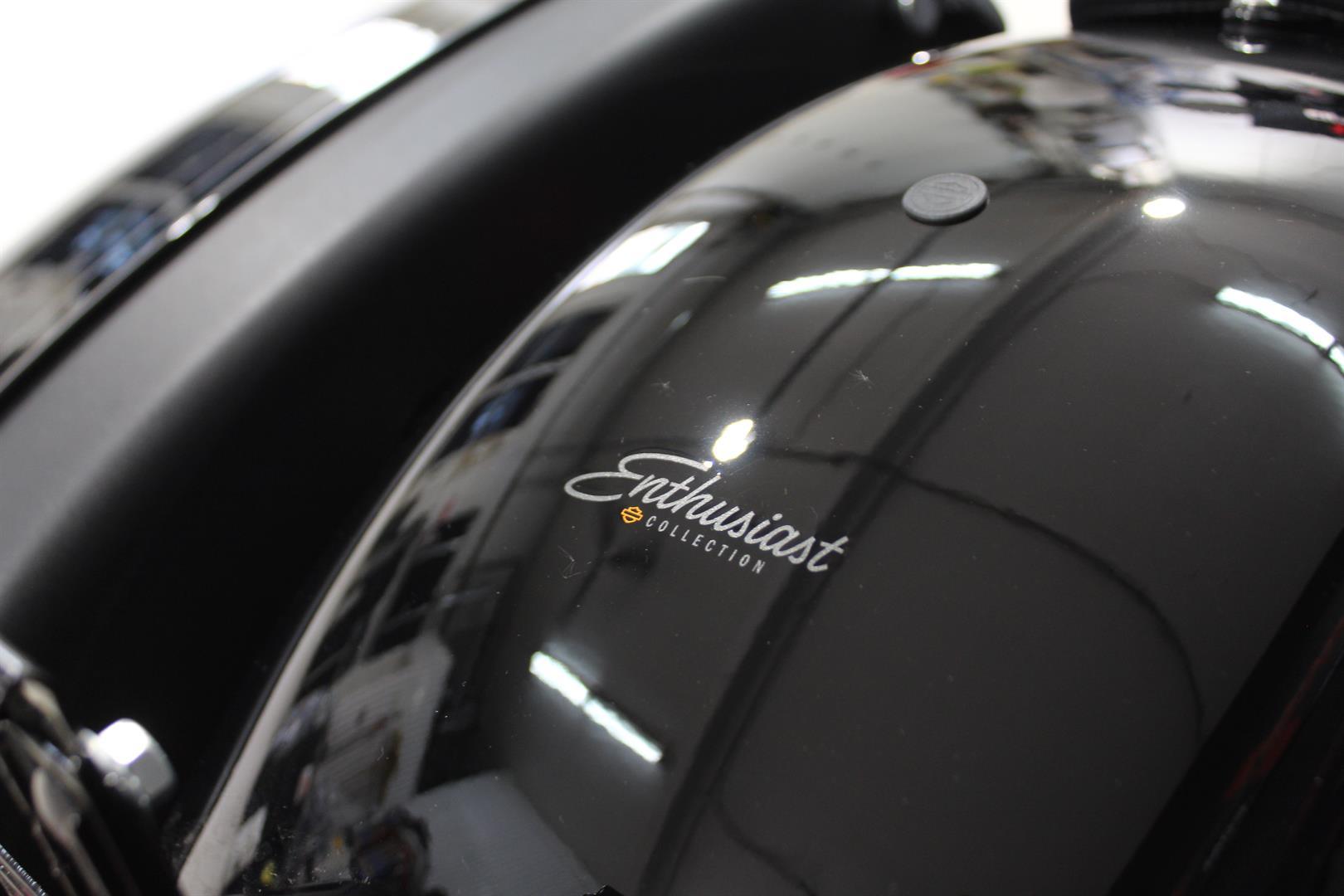 Harley Davidson FXST 2024 - Image 12